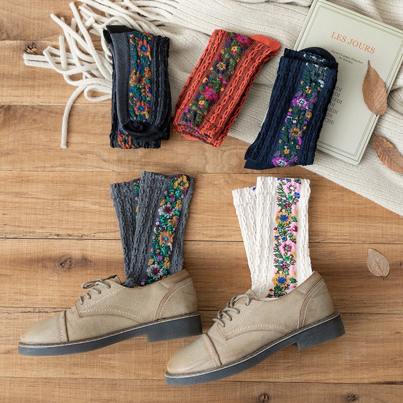 Calze da donna in stile etnico calze a tubo medio Jacquard Vintage ▾ calze da ricamo in cotone calze da donna per dormire a casa telecamera da letto femminile Sox