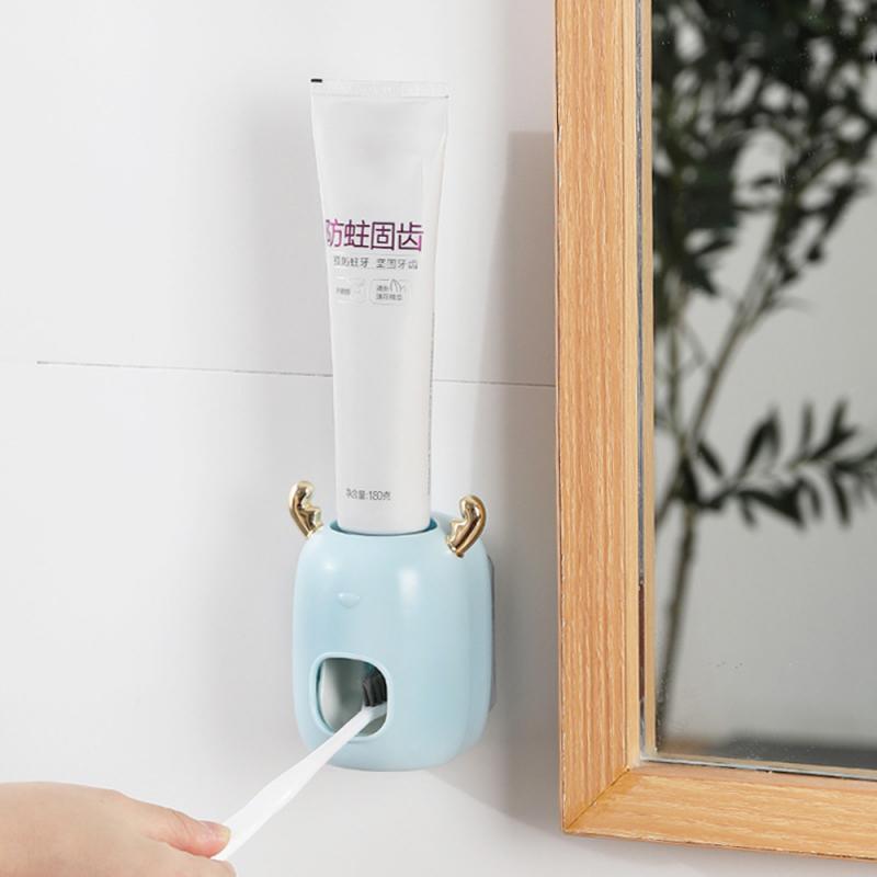 Toothpaste Squeezers Christmas Look Wall Mount Stand Automatic Toothpaste Dispenser Tooth Dust-proof Toothbrush Holder