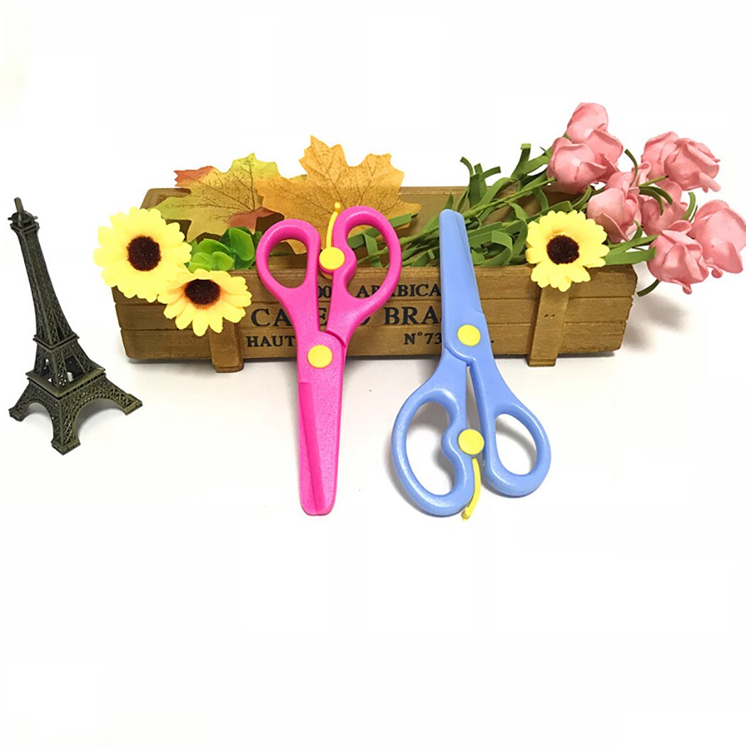 Tijeras de seguridad de corte de papel para niños DIY tijeras de juguete para estudiantes tijeras para niños artículos de dibujo artístico 4 colores empaquetados para la venta
