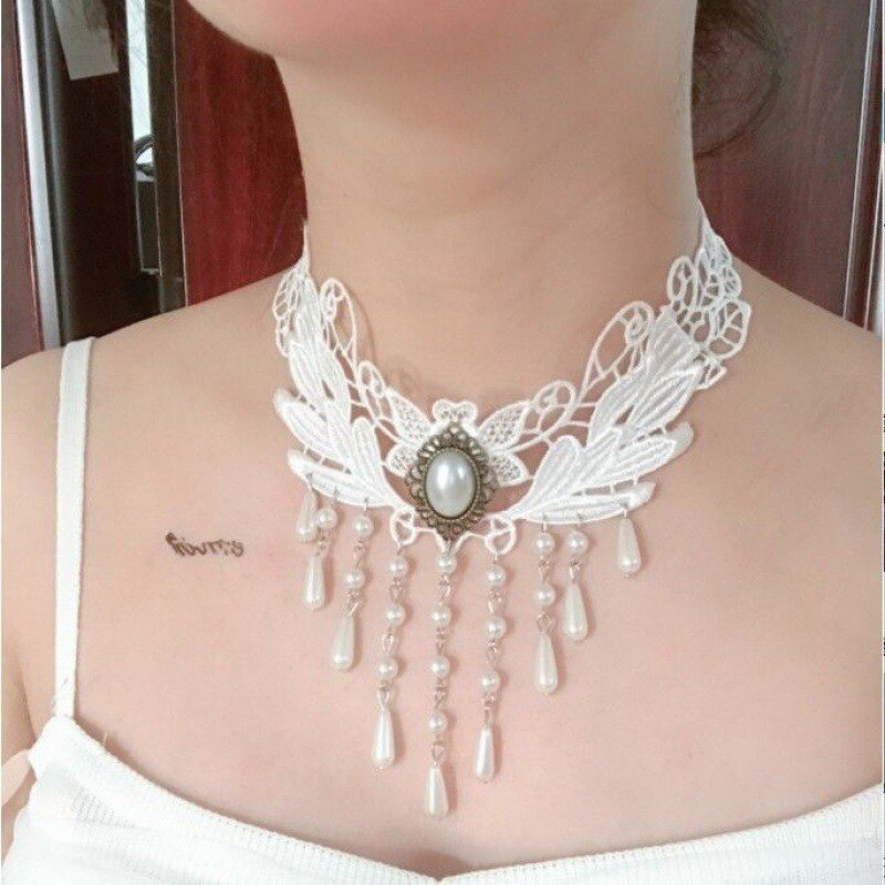 gotisch Klassische Charme Weißen Kragen Frauen Spitze Kragen Handgemachten Partei Samt Spitze Jahrgang Halsband Halskette Für Frauen Kragen: C1027