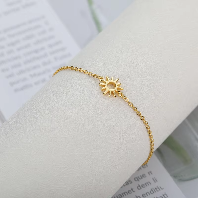 Delicate mini "mama" letter bracelet for women, gold-colored, stainless steel, elegant adjustable link chain, mother's day jewelry, mum gift: Hot stamping