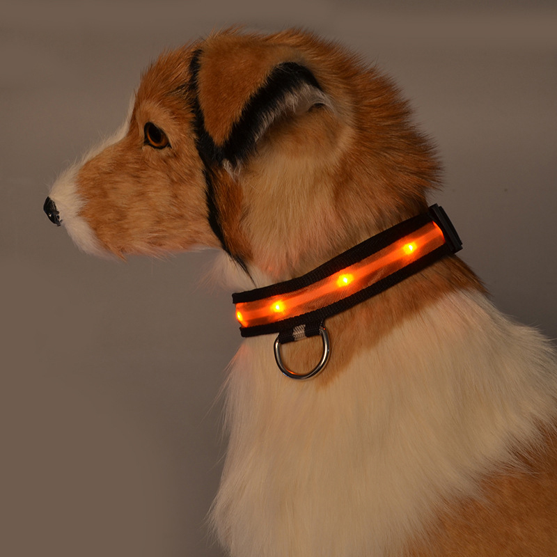 LED Flashlight Dog Cat Collar Glowing Collar Lamp Night Safety Pet Leads Necklace Luminous Bright Decoration Collars For Dogs