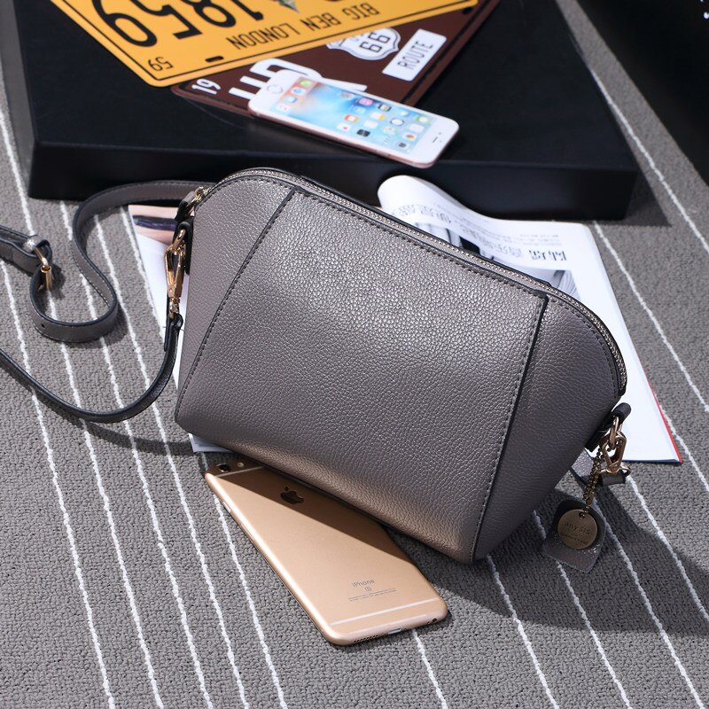 woman bag handbags high qualityFashion PU Leather Bags For Women Messenger Crossbody BagFashion shell packag: Gray