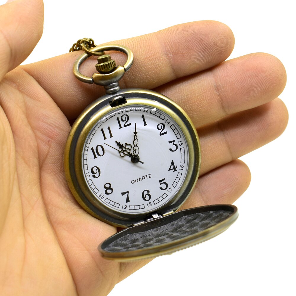 Cool Wolf Pocket Watch Vintage Retro Men Pocket Watch Emboss Round Bronze Alloy Quartz Dial Arabic Pocketwatch With chain