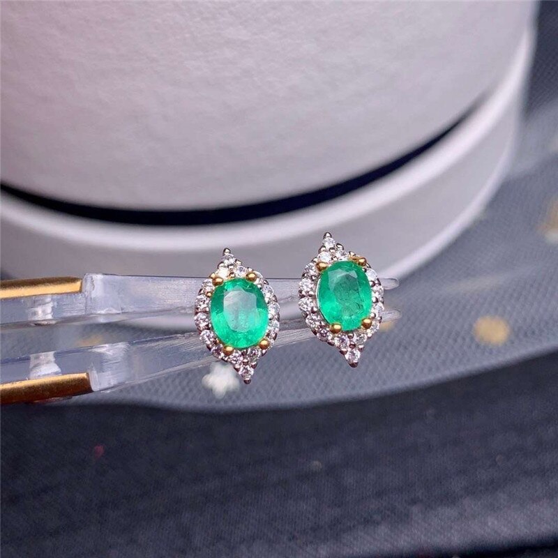 Supporto di rilevamento del 925 in argento naturale smeraldo verde smeraldo della signora orecchini in platino supporto di prova
