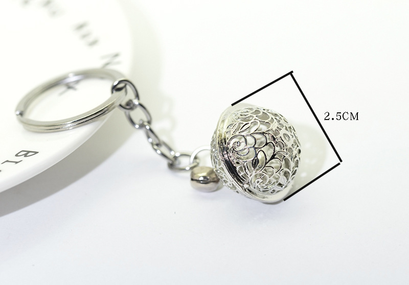 Creatieve Planeet Wind Gong Auto Sleutelhanger Bell Holle Gesneden Metalen Bell Opknoping Decoratie Sleutelhangers Voor Vrouwen: Zilver
