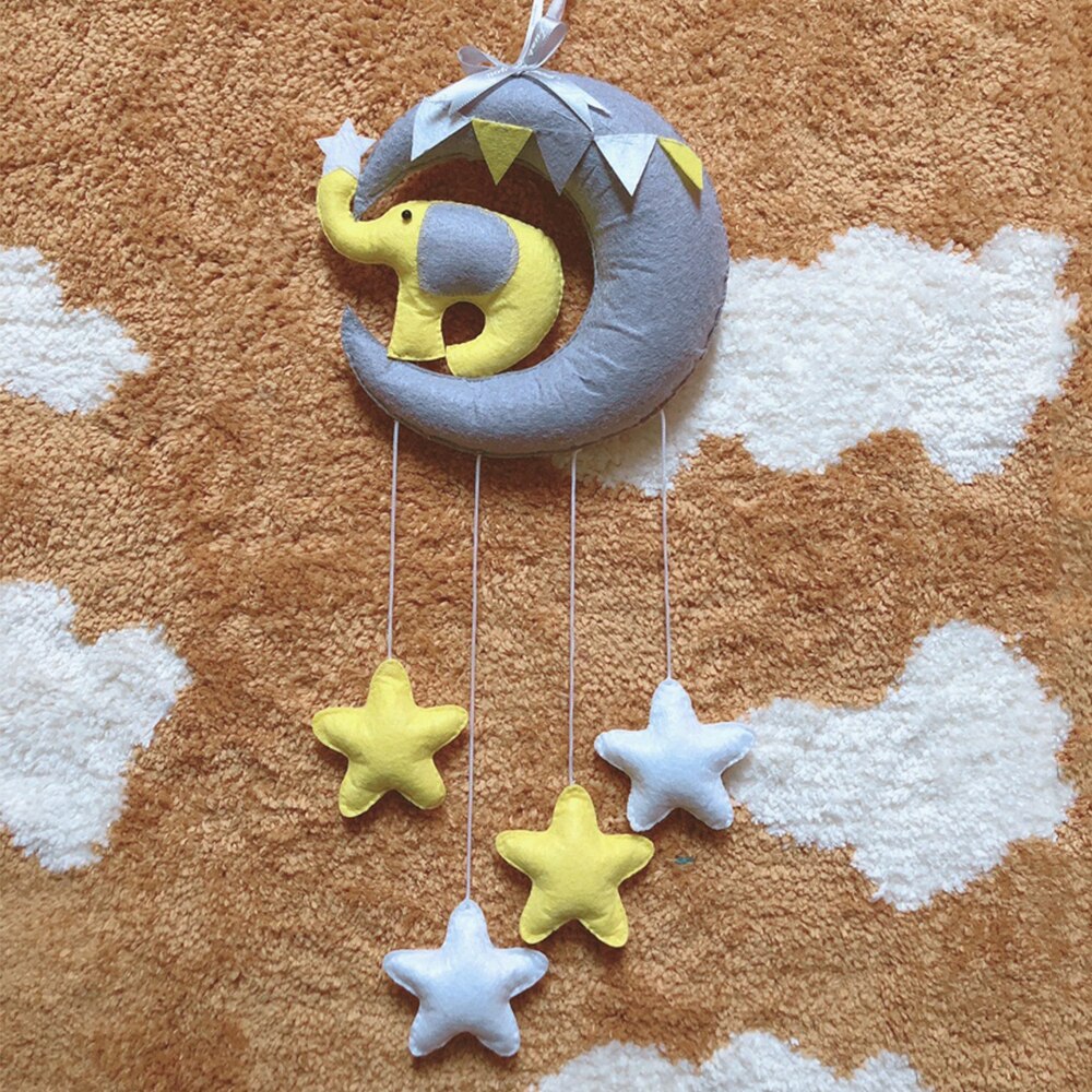 Baby Rammelaars Moon Swan DIY Mom Handgemaakte Bed Bel Speelgoed Roterende Wieg Mobiles Houder Bed Wind-up Musical Box dier Rammelaar Materiaal