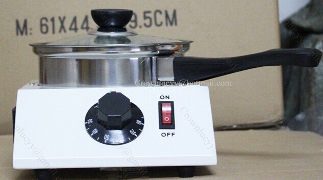 Electric chocolate melting pot for