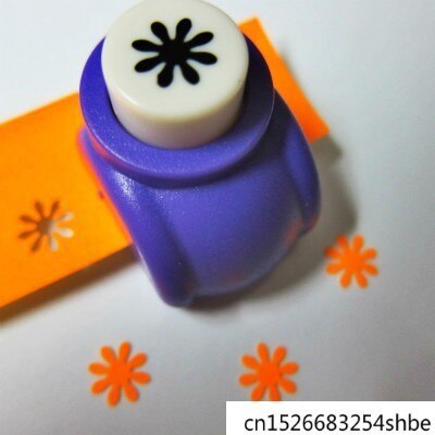 1/pcs Mini Craft Heart Punch Machine Scrapbooking Handmade Cut Card Hole Puncher For Diy Paper Shaper Cutter Furador Eva: chrysanthemum 