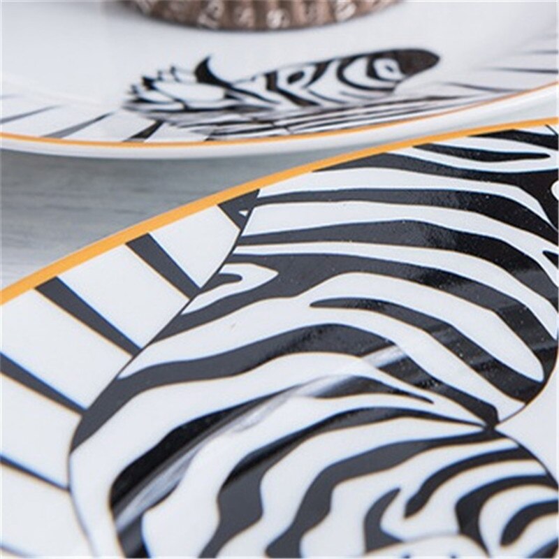 2 Pcs 6&8 Inch Animal Combined Plates Set Ceramic Plates Fox Elk Giraffe Zebra Pattern Plates Steak Breakfast Cake Fruits Dish