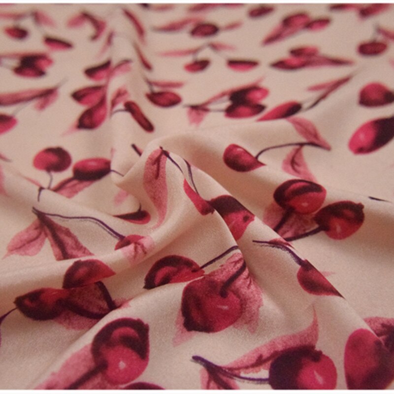 Tela raso estampado de cerezas rosa, Retro, de grado alto, medio metro, para vestido, camisa, ropa de mujer, Material de costura, T1421