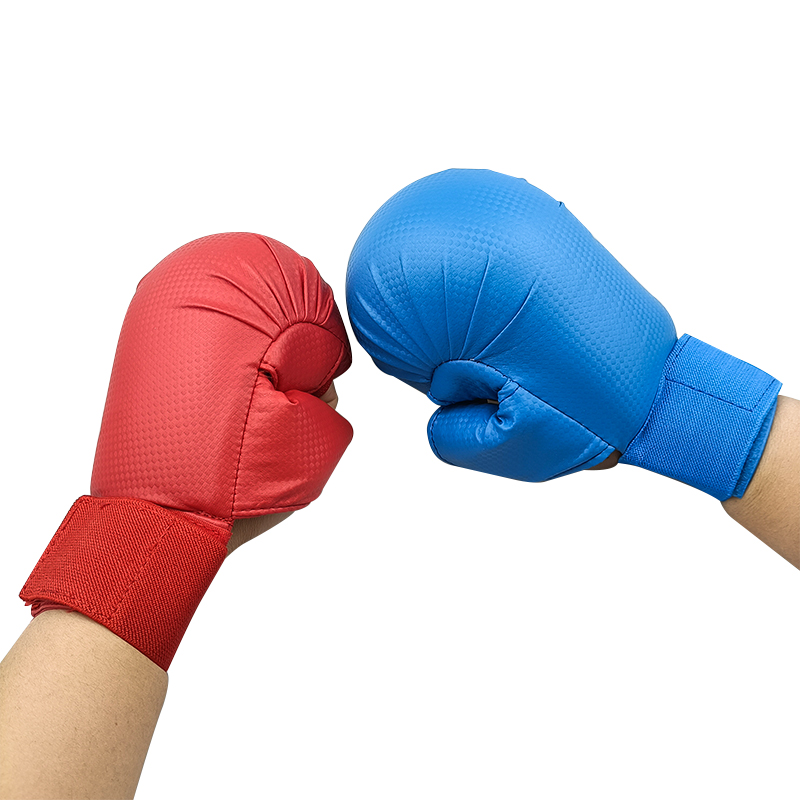 Karate Gloves Red BLue Thumb Protection Thickened Karate Hand Guards MMA Adult Children Pouching Mitts Boxing Glove