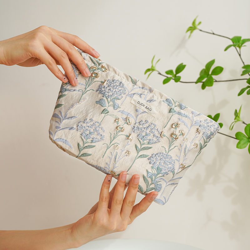 Bolsa de maquillaje para mujer, ramo azul, servilleta sanitaria de gran capacidad, retoque, suministros de maquillaje, bolsa de almacenamiento de lona, neceser: Azul