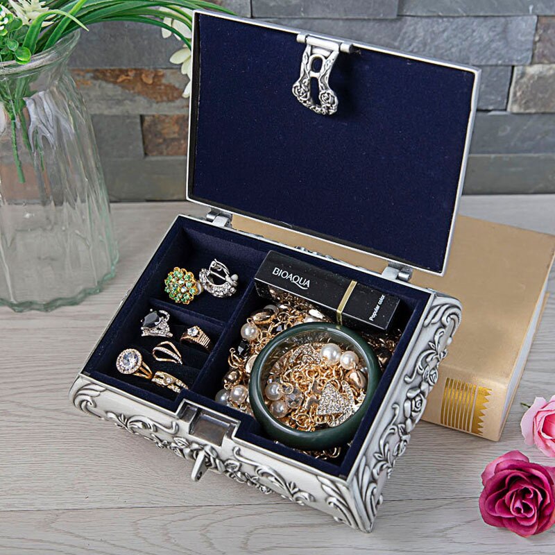 Metal European retro large jewelry box high-grade stereo with lock tin storage Multi-function Jewelry Storage Box