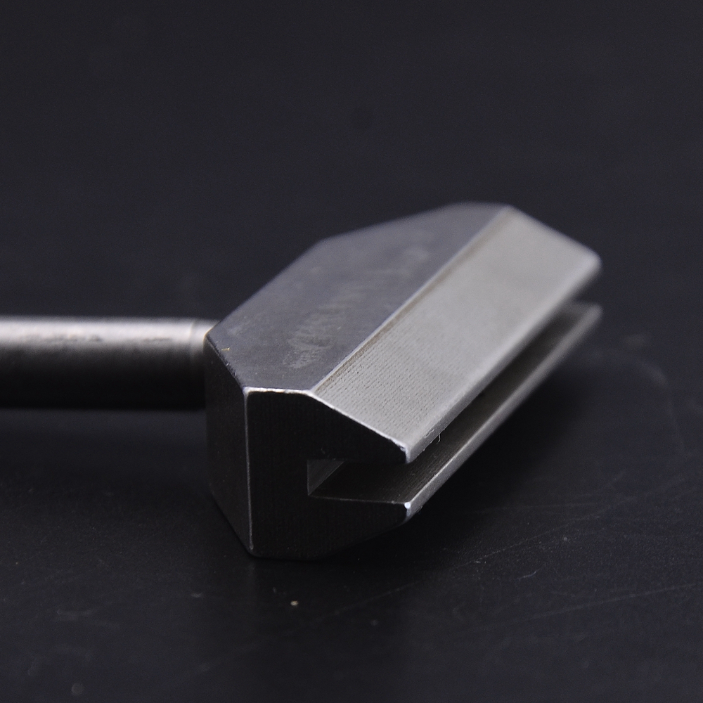 Caul per pressa per tasti della tastiera con inserto in ottone per chitarra basso