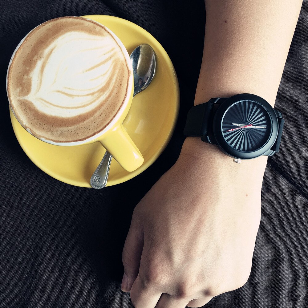 Enmex-stijl polshorloge gloden stereo zonnepatroon siliconen band lichtgevend kort quartzhorloge