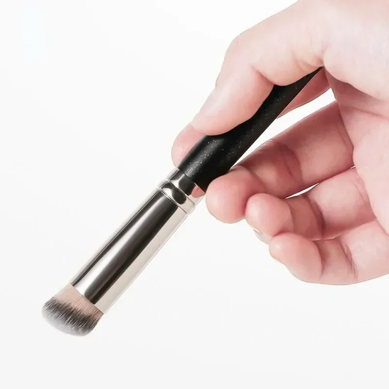 Pincel corretivo de base premium contorno blush pincéis impecável sob os olhos denso pincel de maquiagem facial para mistura