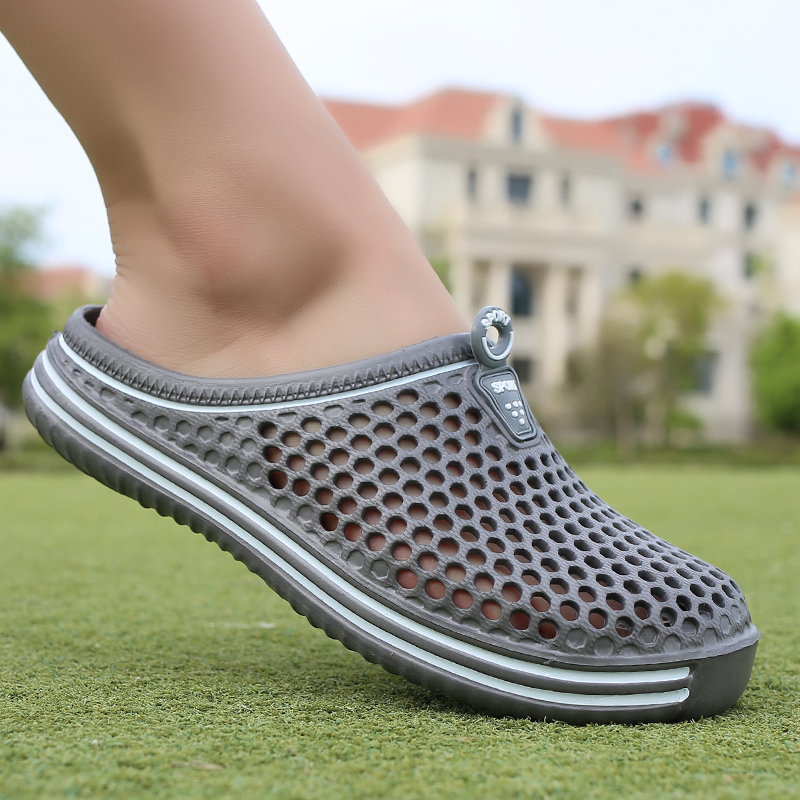 Slippers Cutout Clogs Shoes Men Women Garden Convenience Bathroom Slippers Non-slip Beach Sandals