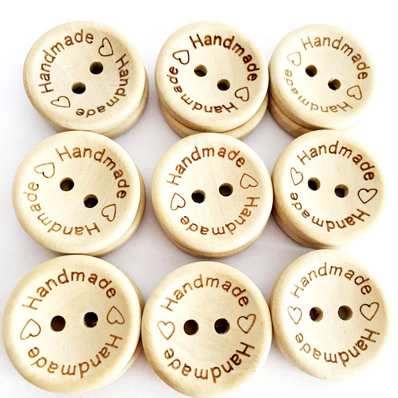 Botones de madera hechos a mano con amor, 2 agujeros, botón redondo, botones de bebé de Color Natural para Scrapbooking, manualidades, coser, 50 piezas