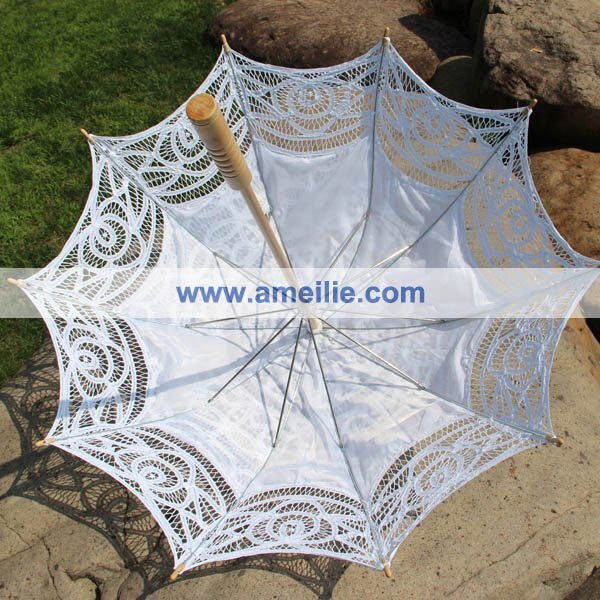 Parapluie de mariée en dentelle blanche