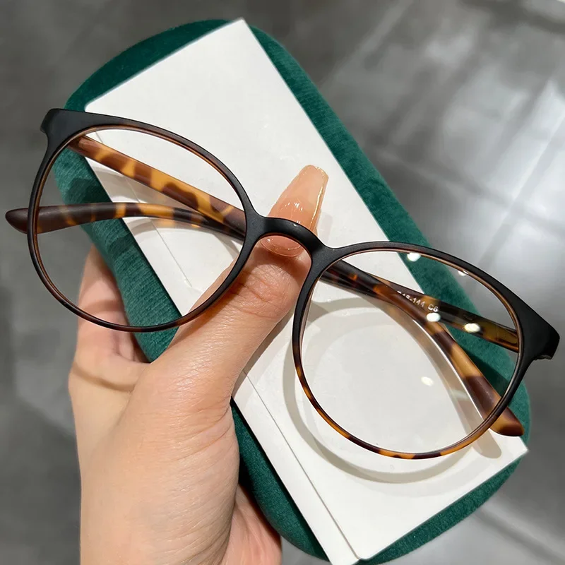 Unisex Round Myopia Glasses Ultralight Men Women Short-sighted Eyewear Blue Light Minus Diopter Eyeglasses Retro HD Lens Glasses: green / +75
