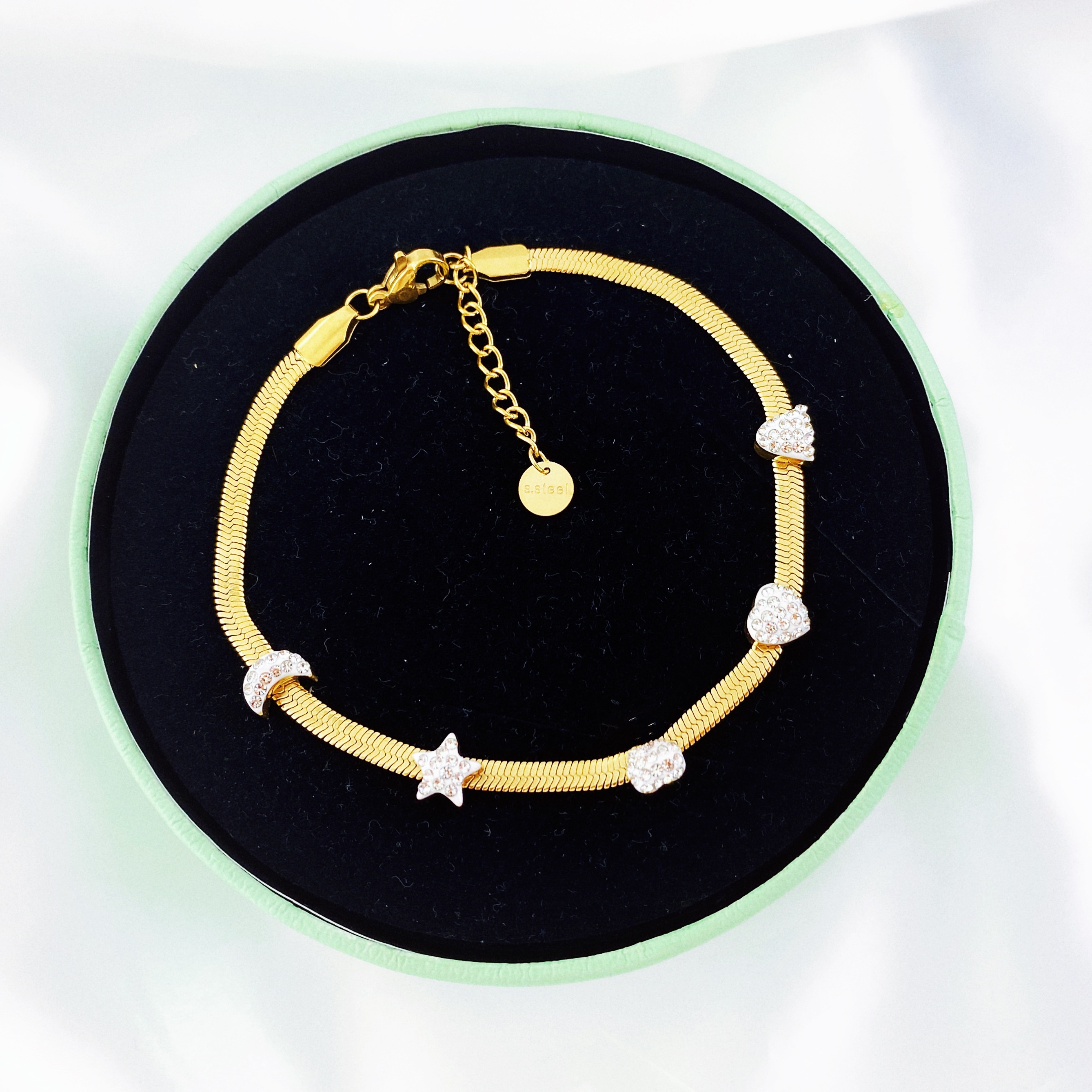 Zircon pulseira um ouro de aço inoxidável estrela lua coração urso pulseira um presente de festa na moda para mulher