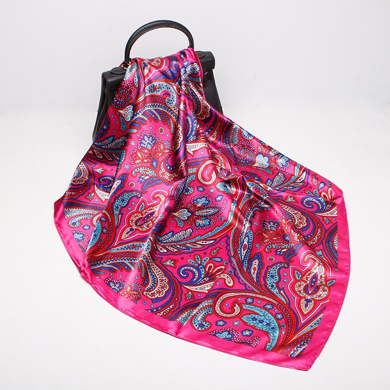 Silke sateng hijab skjerf til kvinner paisley skrive ut bandana skjørt hår skjerf kvinnelige firkantede sjal hals skjerf til damer: rose