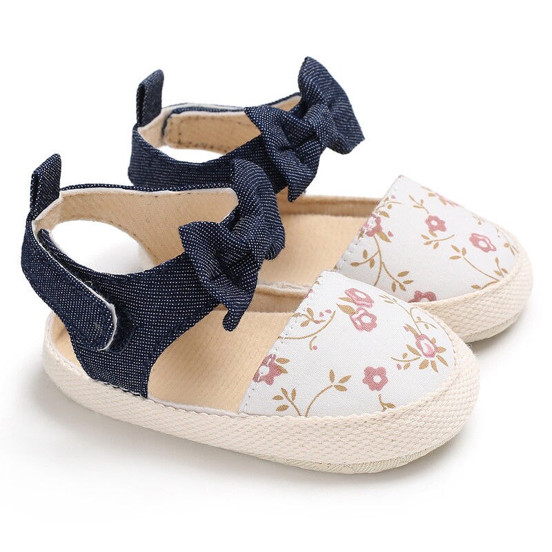 Verão bonito da criança crianças do bebê menina bowknot floral imprimir sandálias sapatos de algodão plana com calcanhar gancho sapatos 3 estilo outfit 0-18m