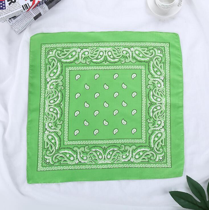 Eleganti fasce per capelli Bandana con stampa in cotone di seta per ragazze donna sciarpa a fascia maschera per il viso croce turbante bandane copricapo 70cmX70cm: green-cotton