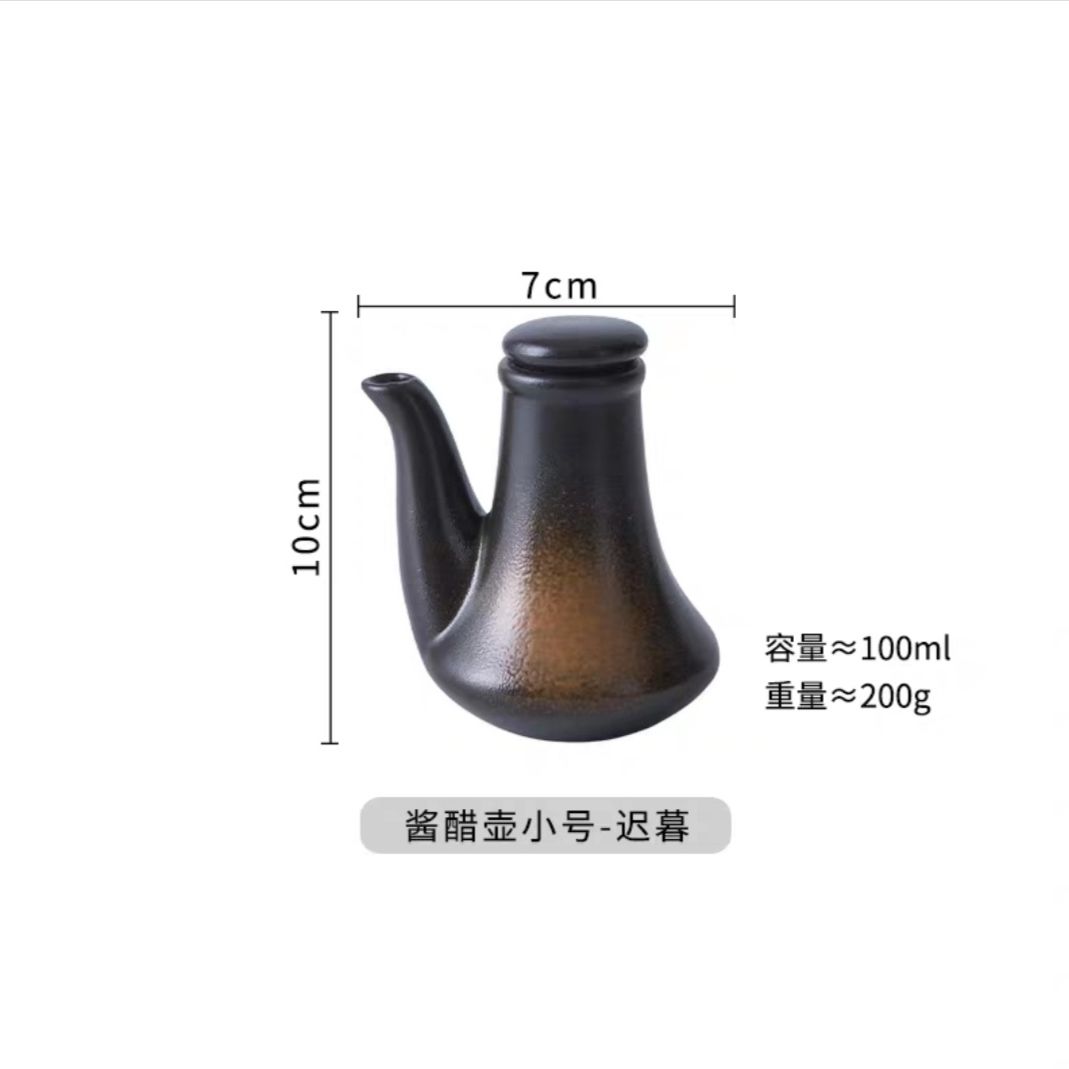 Kitchen Ceramic Oil Bottles with lid Oil Pots Small Sauce Flavoring Pot Soy Sauce Vinegar Bottles Japanese Restaurant Commercial: C - 100ml