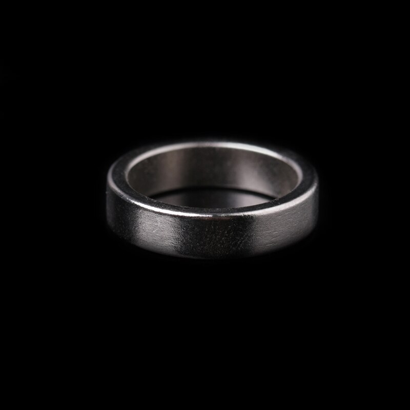 2 Pcs Flashlight Tail Magnet Magnetic Ring 20x16x5mm