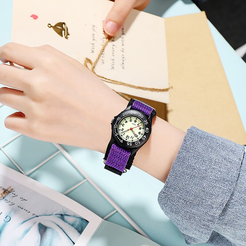 Lunette rotative de 31mm, cadran lumineux, sangles en Velco NATO, mouvement à Quartz, pour enfants