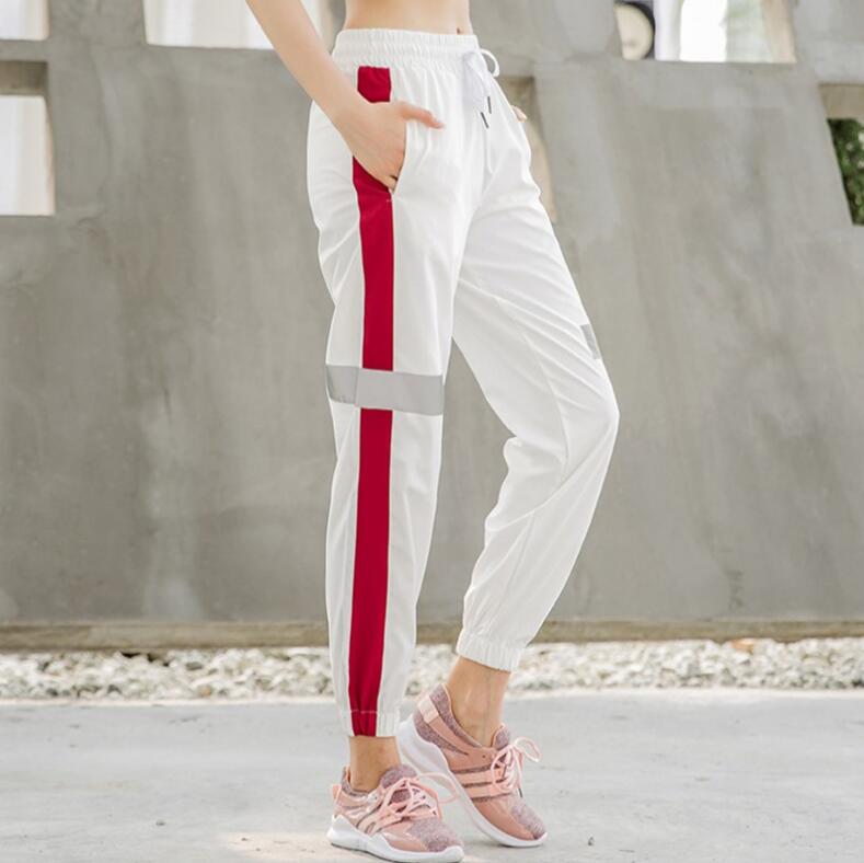 Vrouwen running sport broek yoga verstelbare taille jogging broek brief gedrukt: WHITE / L