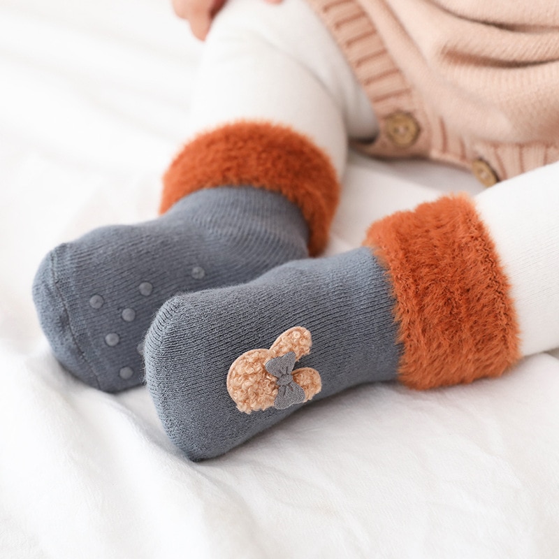 Winter Warm Fluwelen Dikke Baby Sokken Vloer Antislip Cartoon Pop Sokken Voor Kinderen Pasgeboren Waggel Baby Meisjes Jongens antislip