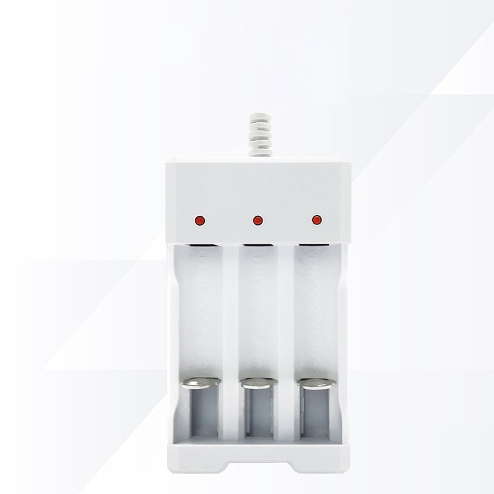 USB Slots Battery Charger Fast Charging Short Circuit Protection AAA and AA Rechargeable Battery Station