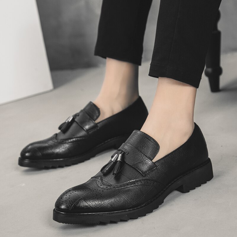 Heren loafers merk herenschoenen italiaanse stijl dating trouwjurk mannelijke kwast loafers casual schoenen  w5