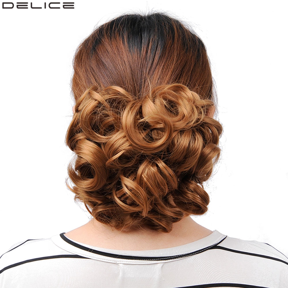 Delice – Chignon synthétique frisé avec peignes en plastique pour femmes, postiche à gros Chignon court blond, postiche à Clip