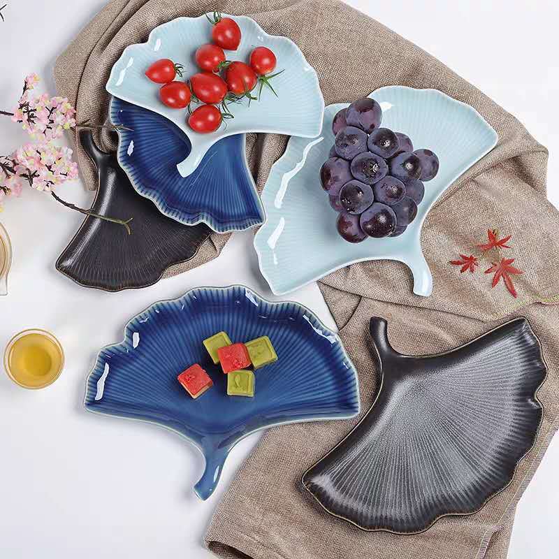Chinese Eenvoudige Keramische Ginkgo Blad Reliëf Fruitschaal Gedroogd Fruit Dessert Pot Dienblad Thee Dienblad Restaurant Club Thee Cake Tray