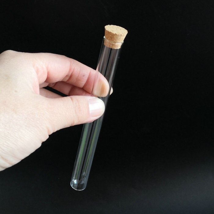 Pakke 20 15 x 150mm reagensglas i klart glas med propper i prop til skolelaboratorium