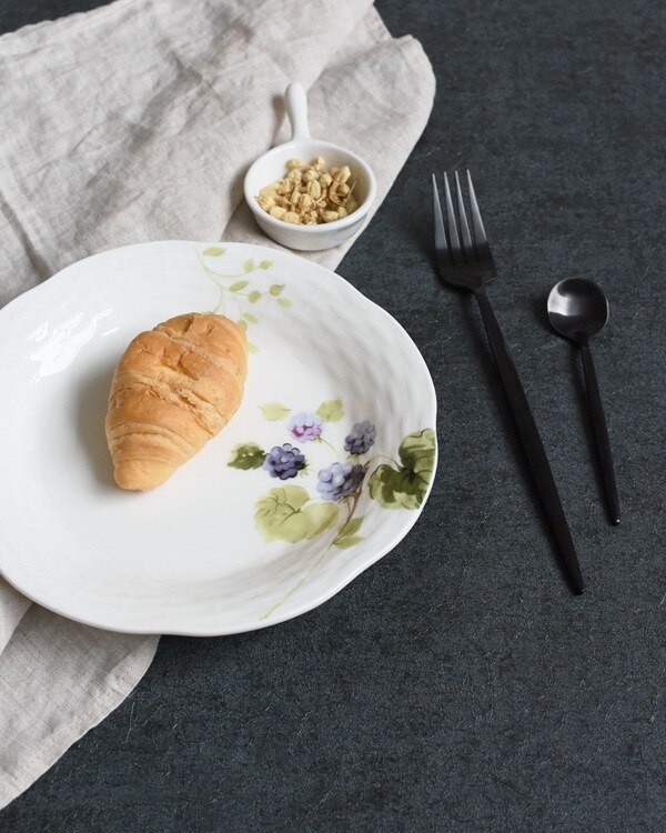 Bone China Plate Steak Plate Western Plate 8 Inch Japanese and Korean Style Orchard Relief Mat Pattern Rice Plate