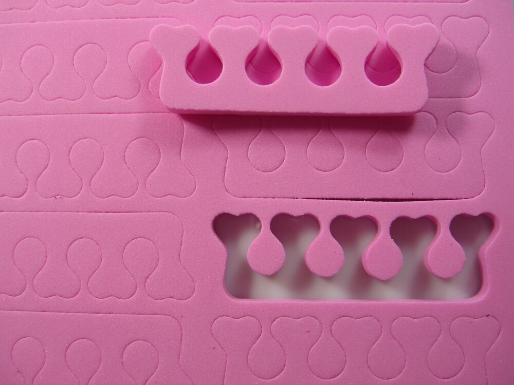 100 Pcs Soft Sponge Foam Finger Toe Spreader Separator Nail Art Salon Pedicure Manicure Tool Feet Care