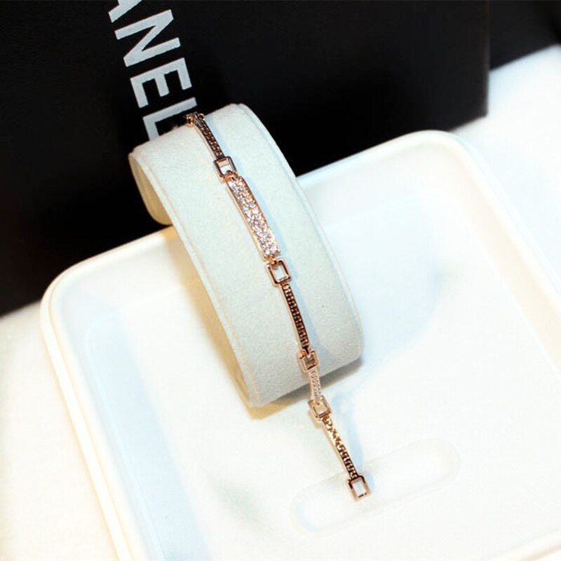 Trendiges, exquisites geometrisches rechteckarmband für damen und mädchen – ein schmuckstück mit funkelnden aaa-zirkonia-steinen, perfekt für hochzeiten, geburtstage und partys.