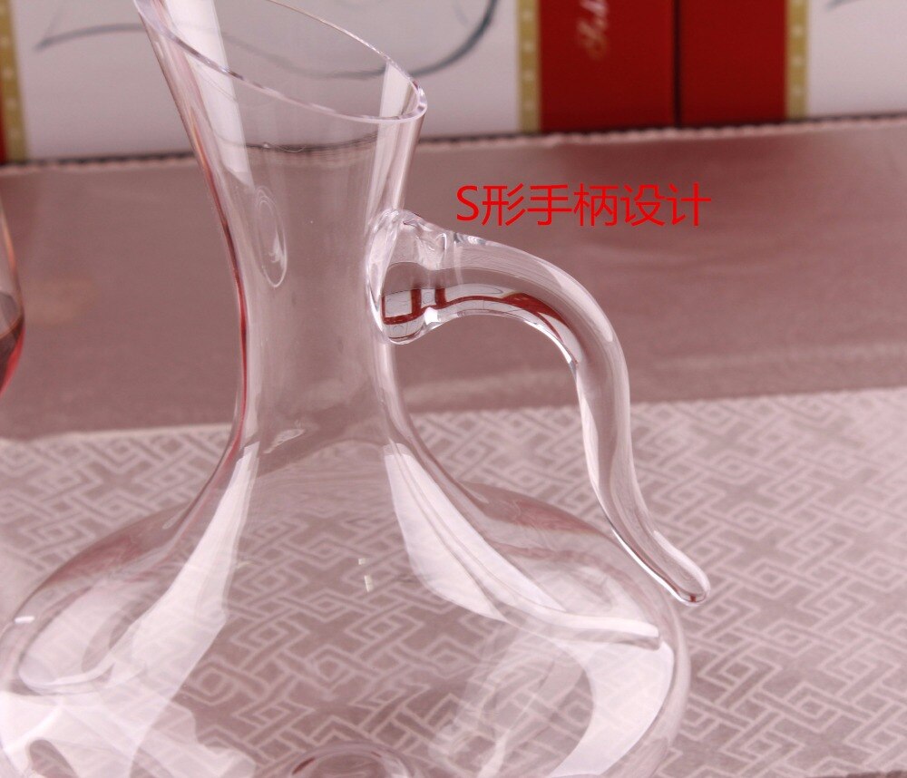 1PC 1600ml Glass Decanter Bevel Spout Wine Decanter Aerator Container Wine Dispenser Carafe with Handle JS 1108