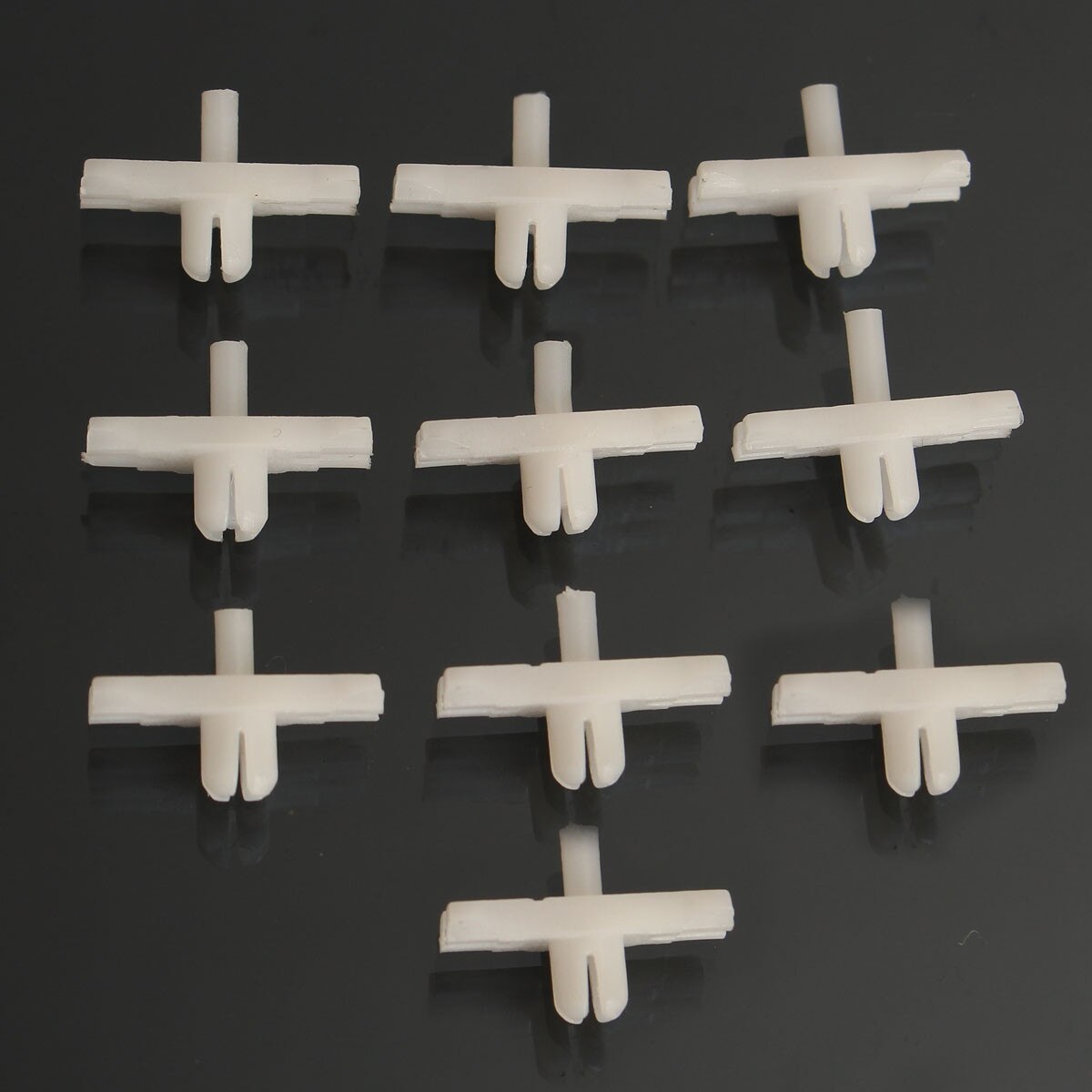 10Pcs Side Door Trim Moulding Strip Auto Fasteners Plastic Clips for VW /GOLF /MK1 /Jetta Old Beetle
