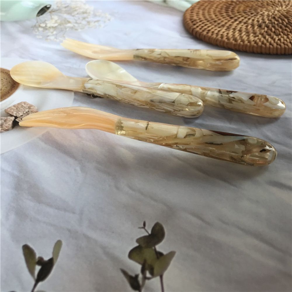 Natural Shell and Resin Spoon Fork Ice Cream Dessert Spoon Caviar Spoon Seashells Stirring Spoons Teaspoon Kitchen Tool