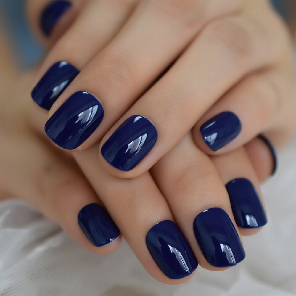 Uv-lichtbruine nagels, ovale gelnagels, kunstnagels, effen kleur, korte manicure, kunsttips, ovaal met kleeflipjes: L5238