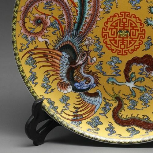 8"Chinese Rose Porcelain painted Dragon and phoenix Plate Qianlong Mark