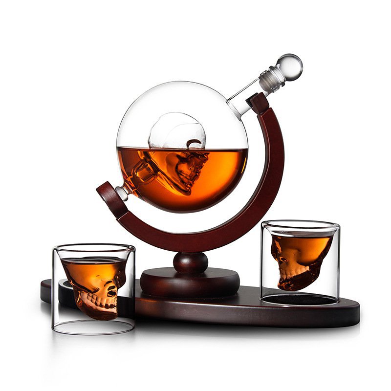 850ml Whiskey Decanter Wine Glass Set Skull Inside Crystal Whisky Carafe with Wood Stand Liquor Scotch Bourbon Vodka Decanter