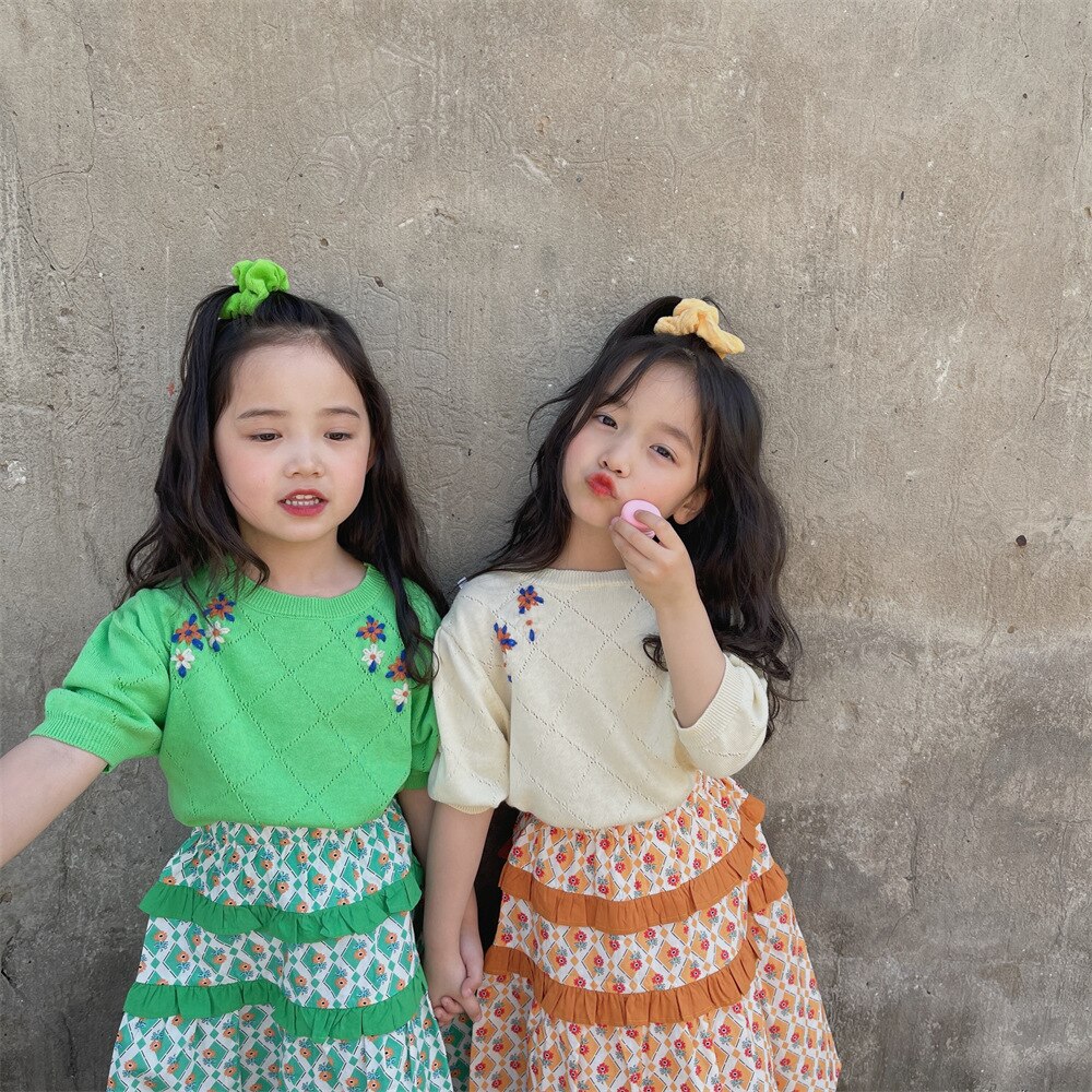 2022 Girls floral embroidery short sleeve knitwear Kids all-match soft thin knit pullovers Tops