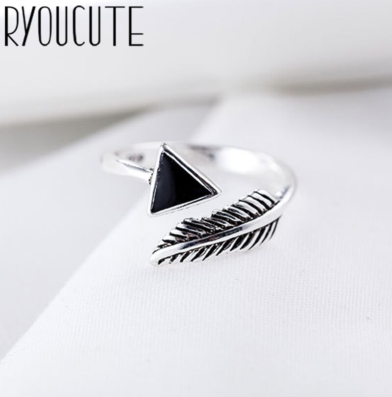 Neue Trendy Charme Schwarz Feder Ringe Für Frauen Männer Boho Knuckle Party Ringe Punk Cocktail Schmuck Mädchen